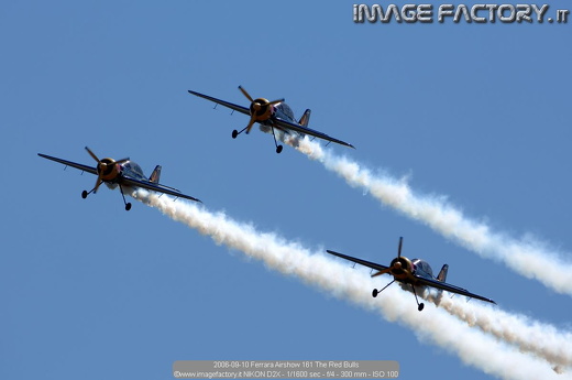 2006-09-10 Ferrara Airshow 161 The Red Bulls